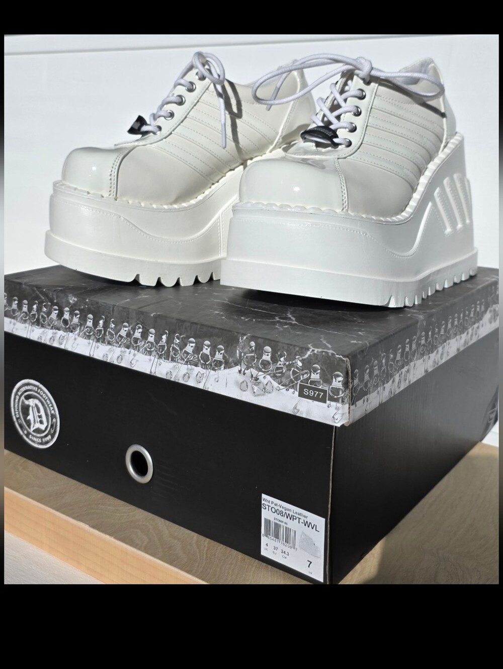 Demonia Size 7 White Platform Lace-Up Women's Shoes NWT